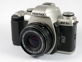 Pentax MZ-5N